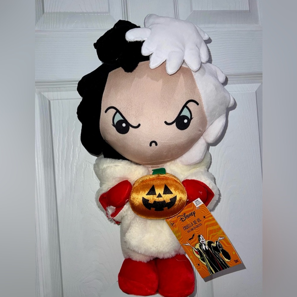Disney Cruella de Vil Halloween Plush Greeter